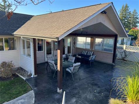  The 4 BDRM2BTRM suite provides a west-facing huge deck, floor-to-ceiling windows, the skylights, which offer sunshine, lighting up the interior. . Craigslist sechelt